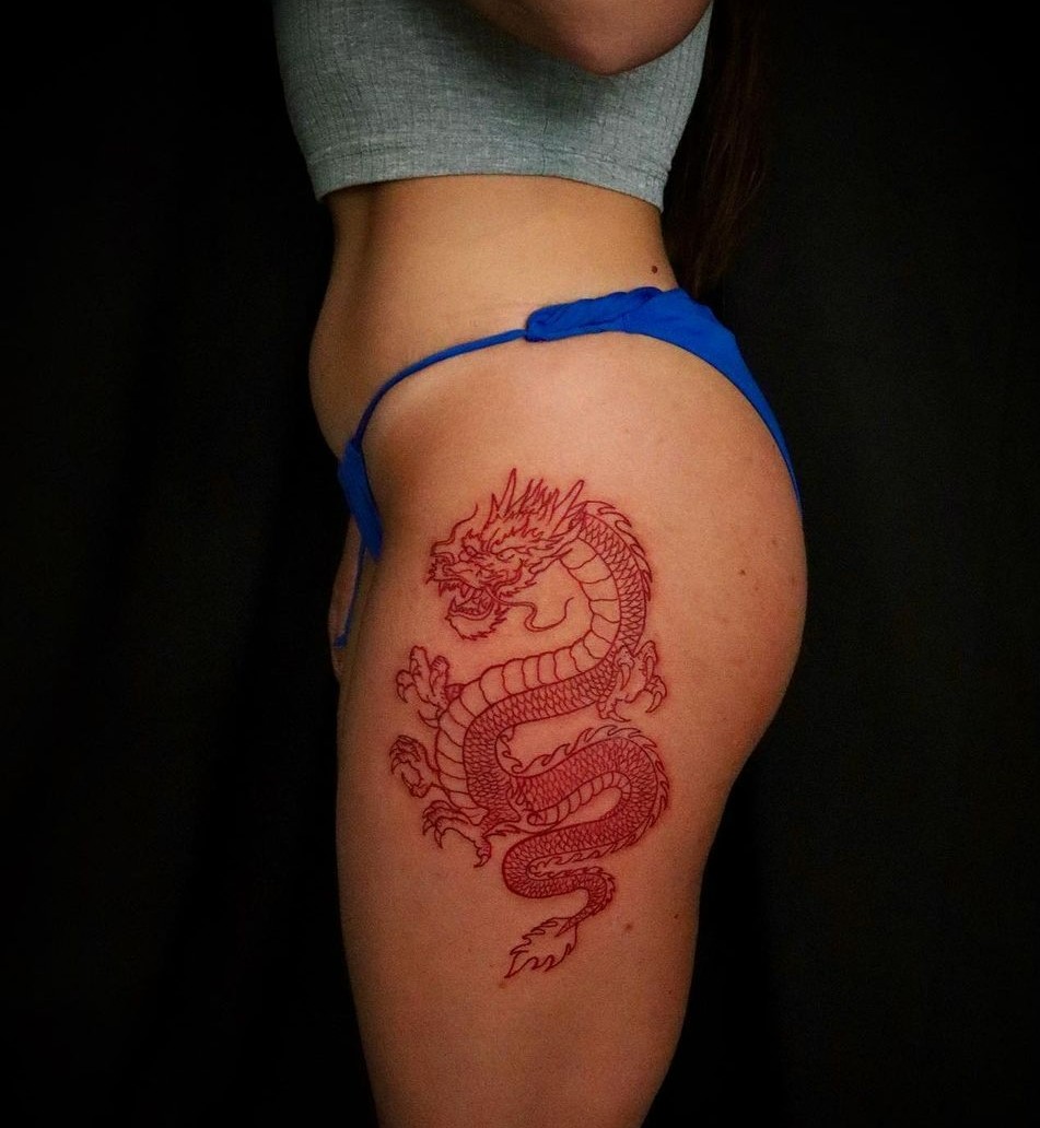 Chinesischer Roter Drache Tattoo Oberschenkel